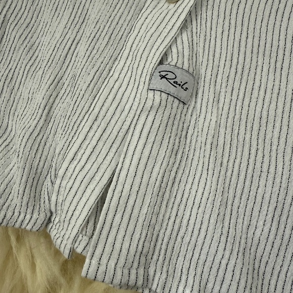 Rails Etta Devenport Stripe Button Down Shirt Light Weight Small - Picture 6 of 10